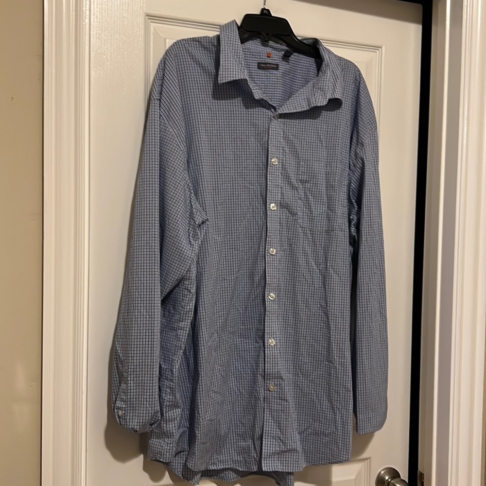 Van Heusen LS Button Down Dress Shirt